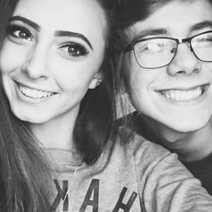 Meet your Posher, Raquel